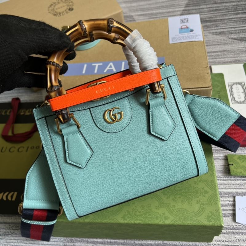Gvc*1 tote bags